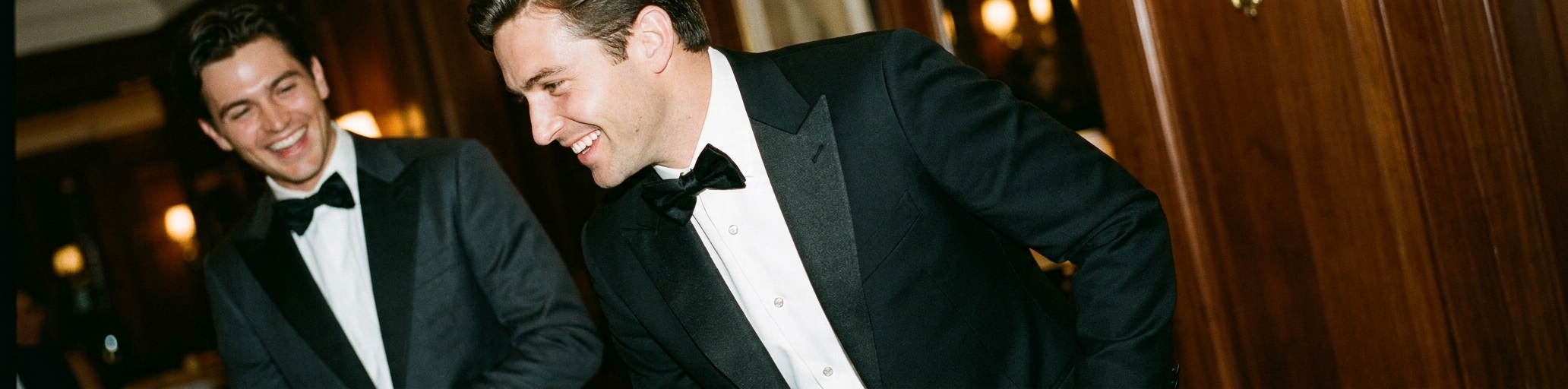 Peak Lapel Tuxedo: When & How to Wear It